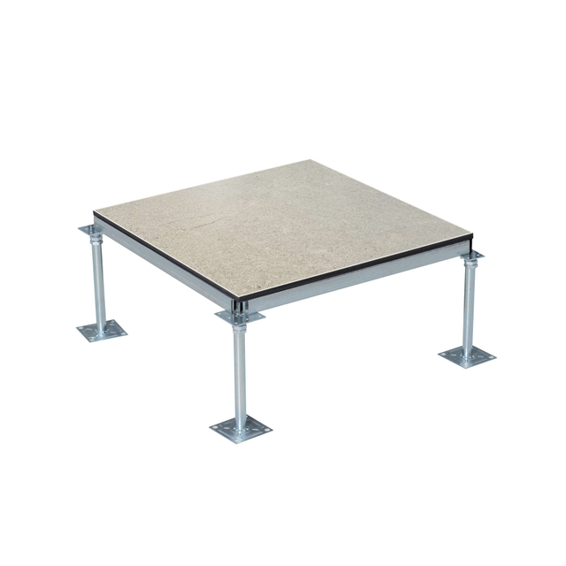 Antistatisk-st&aring;l-HPL-beton-h&aelig;vet-gulv1